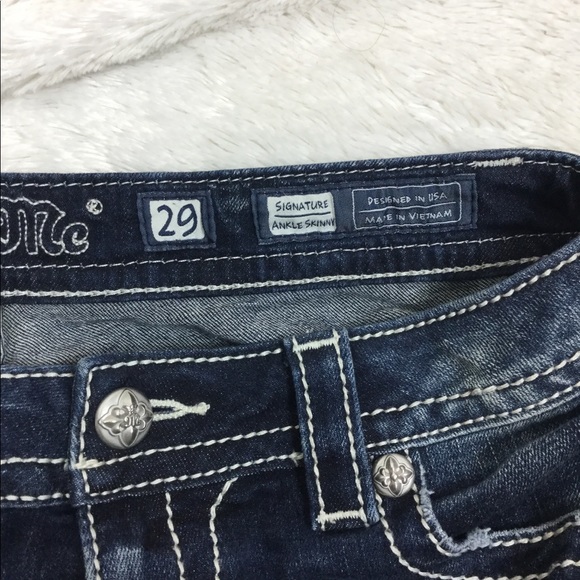 SOLD❌Miss Me Signature ankle skinny jeans - Picture 6 of 8